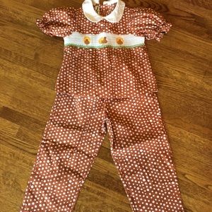 NWOT Thanksgiving themed smocked pants outfit